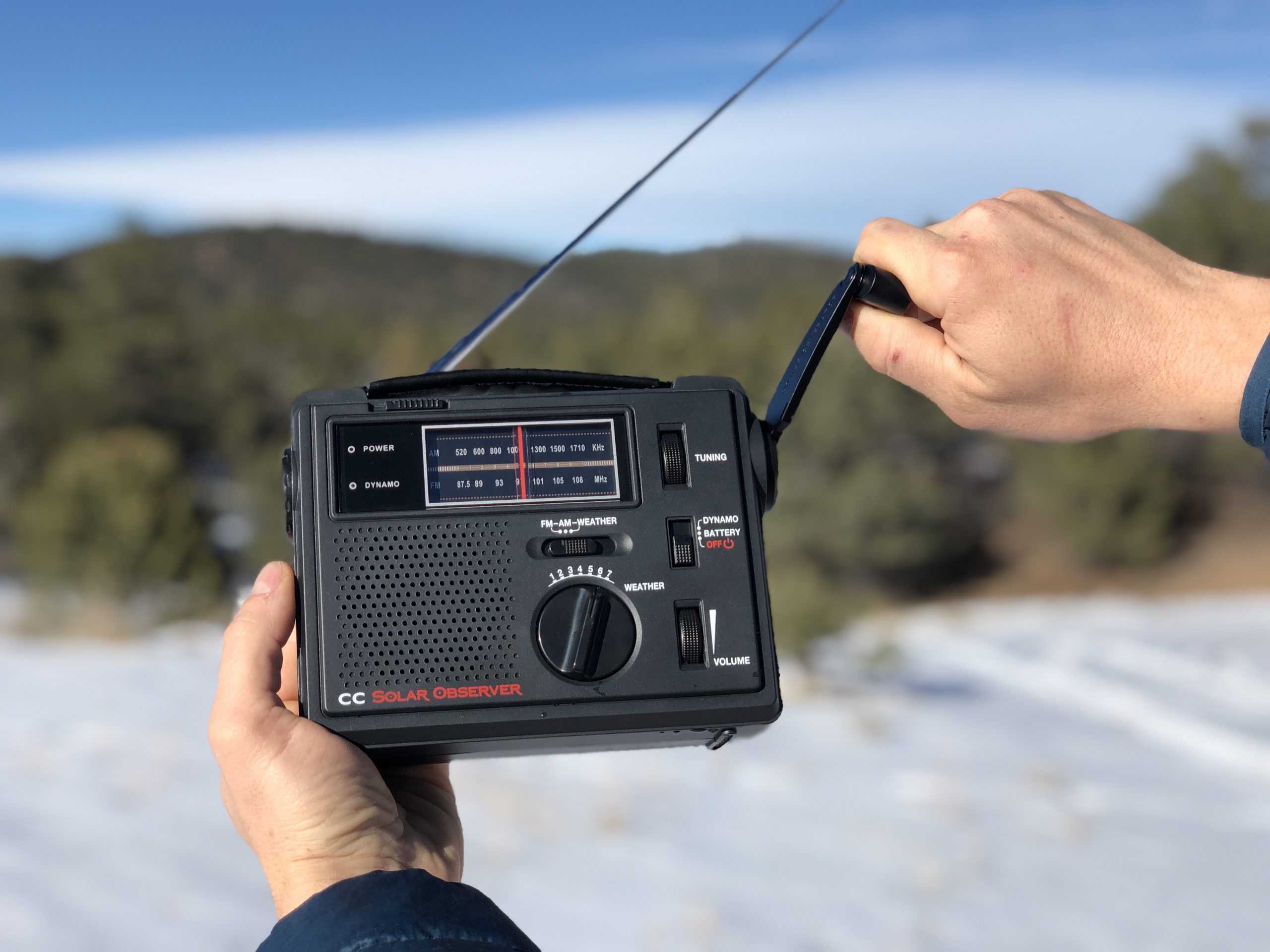 recommended emergency radio